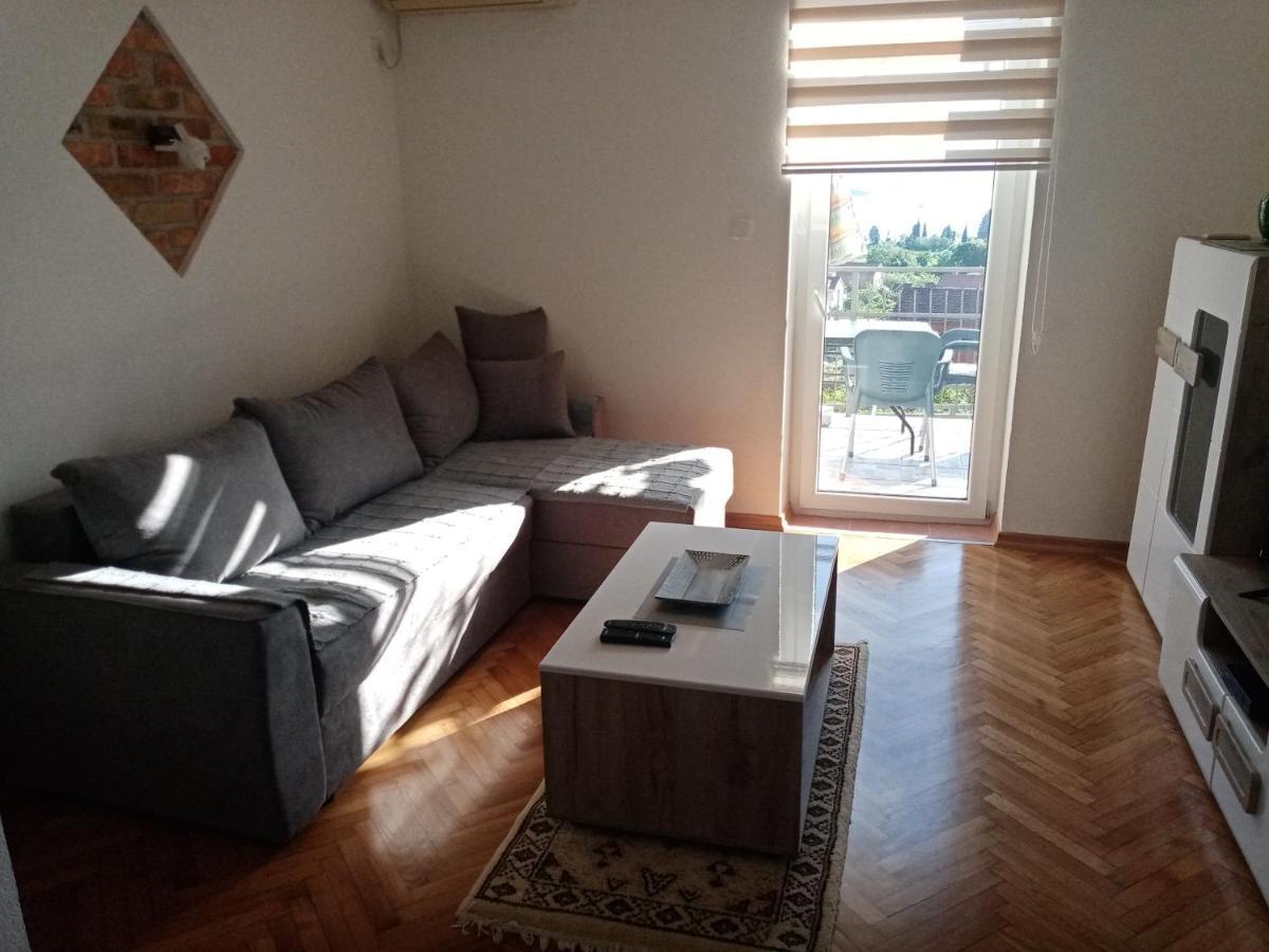 Apartmani Bosco Tivat Exteriör bild