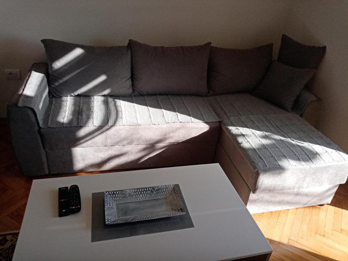 Apartmani Bosco Tivat Exteriör bild