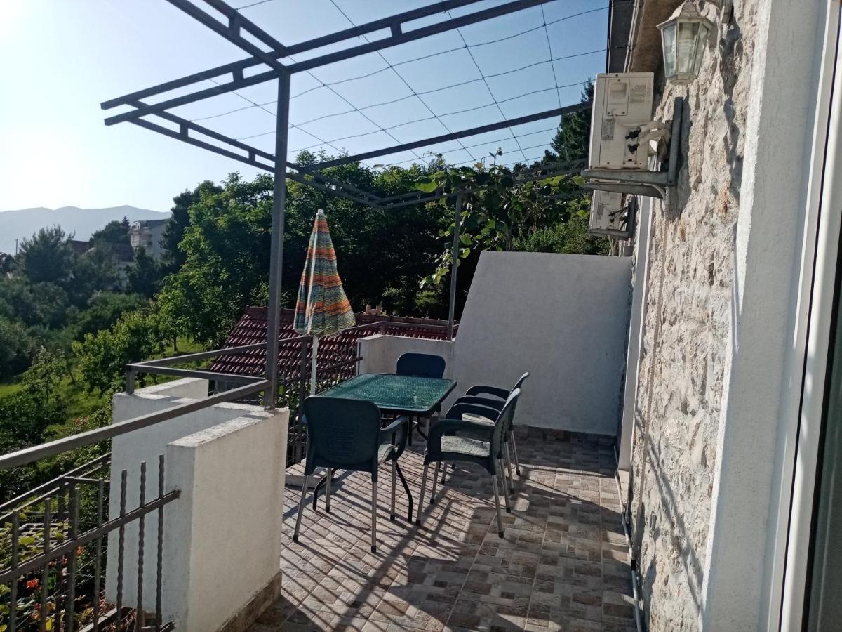 Apartmani Bosco Tivat Exteriör bild