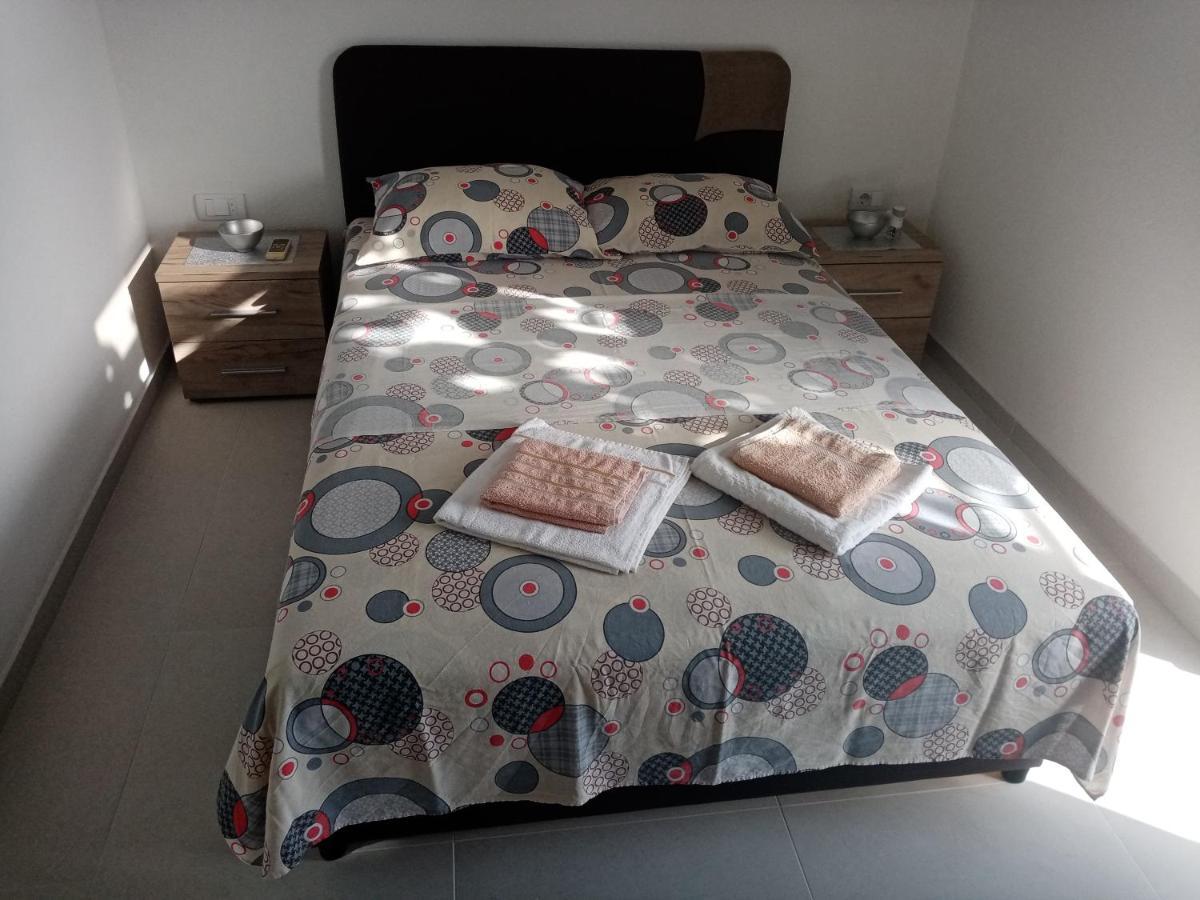 Apartmani Bosco Tivat Exteriör bild