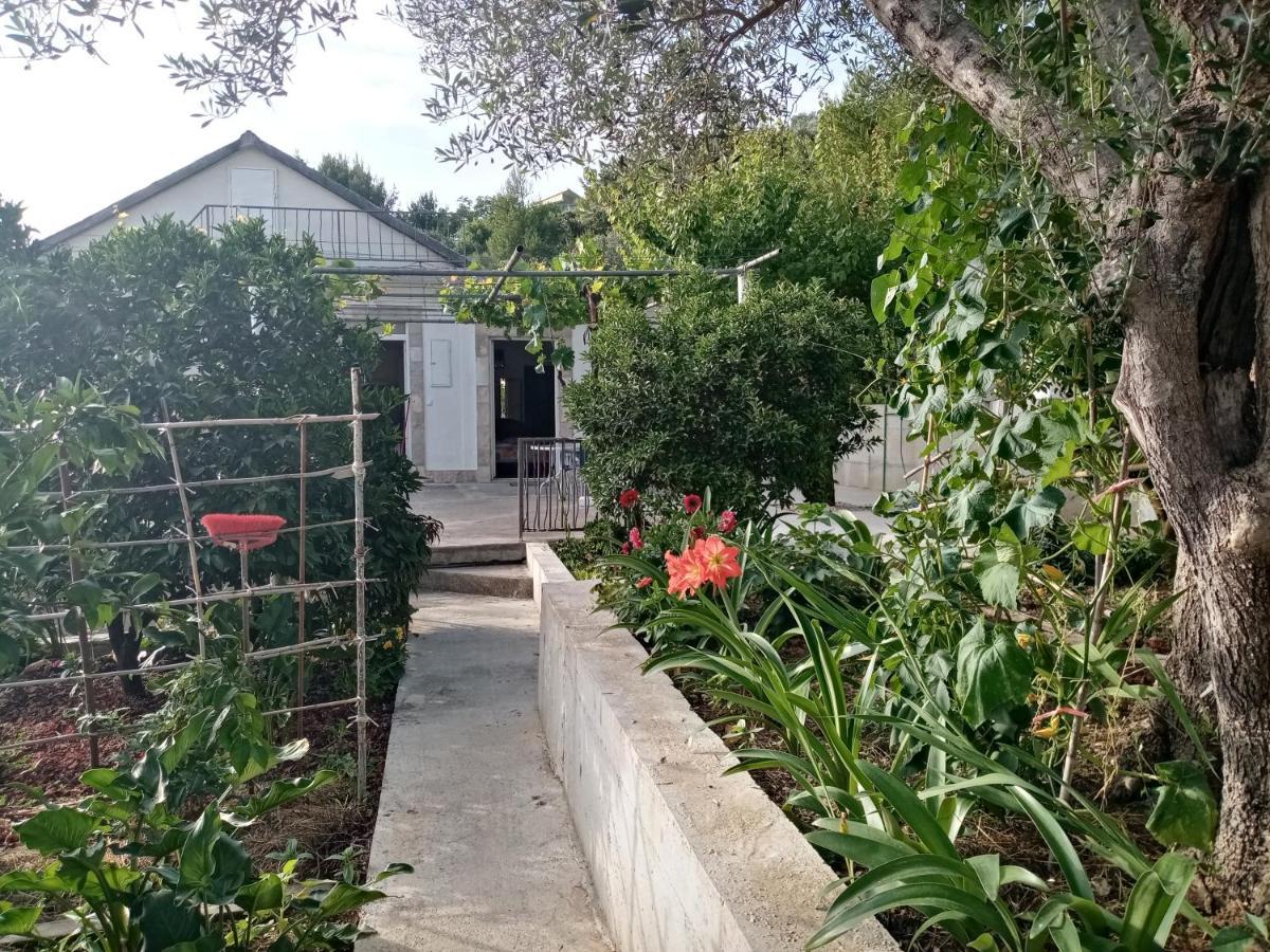 Apartmani Bosco Tivat Exteriör bild