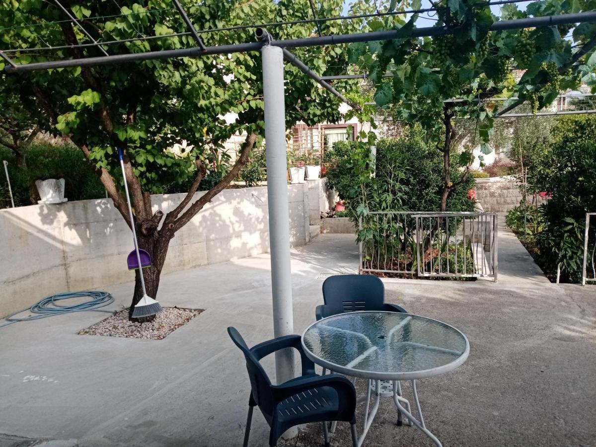 Apartmani Bosco Tivat Exteriör bild
