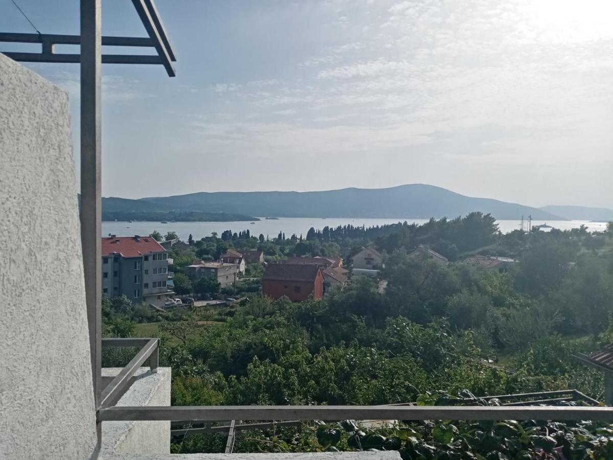 Apartmani Bosco Tivat Exteriör bild