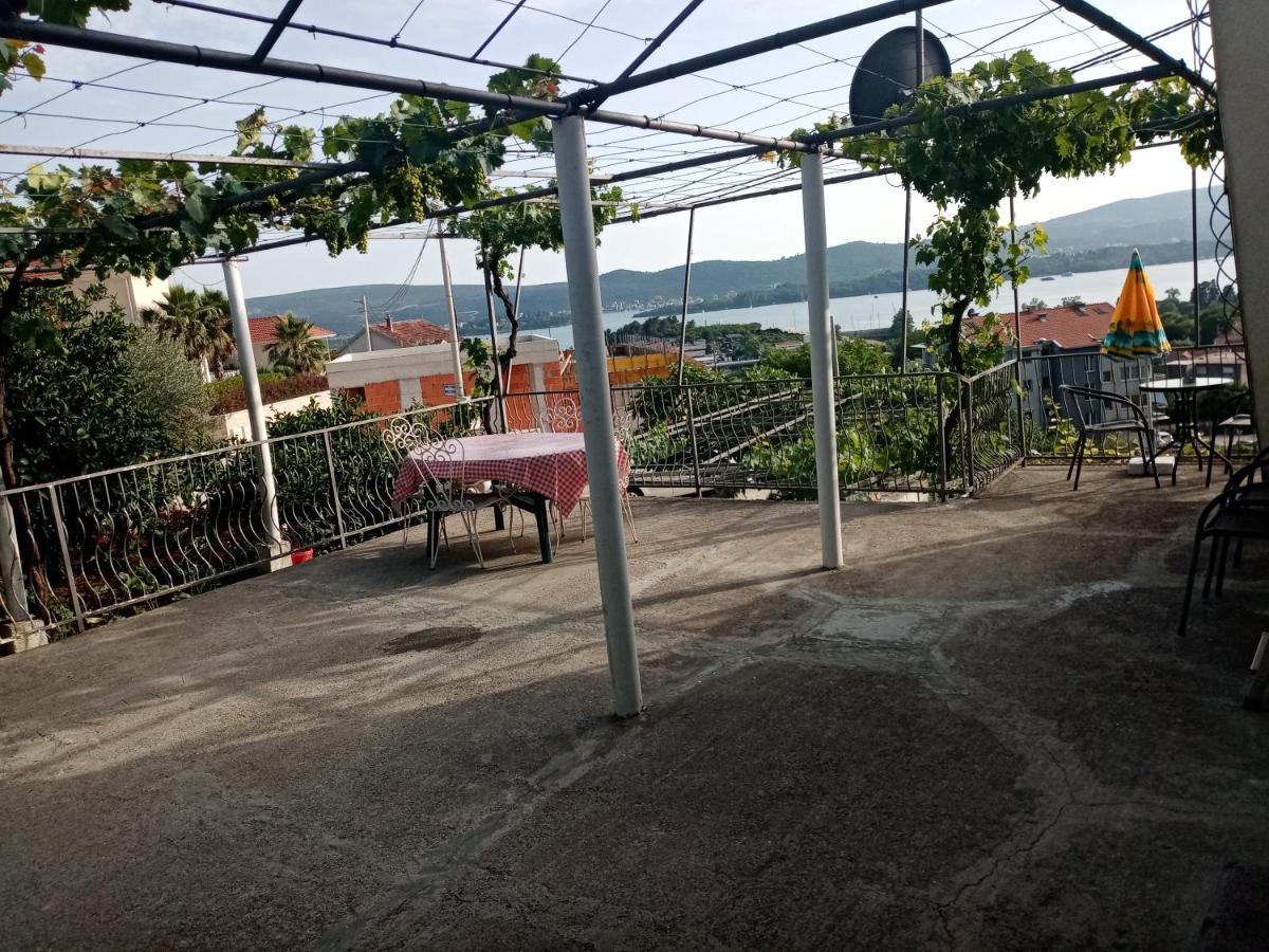 Apartmani Bosco Tivat Exteriör bild