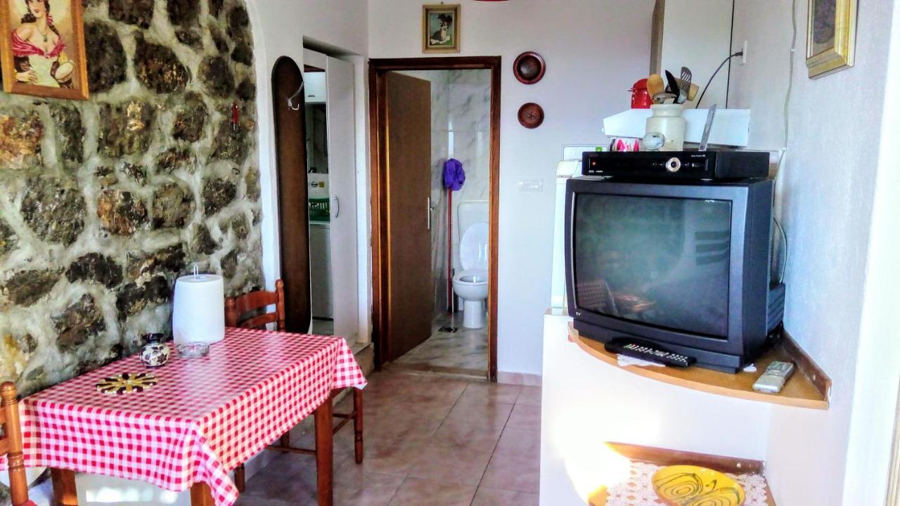 Apartmani Bosco Tivat Exteriör bild