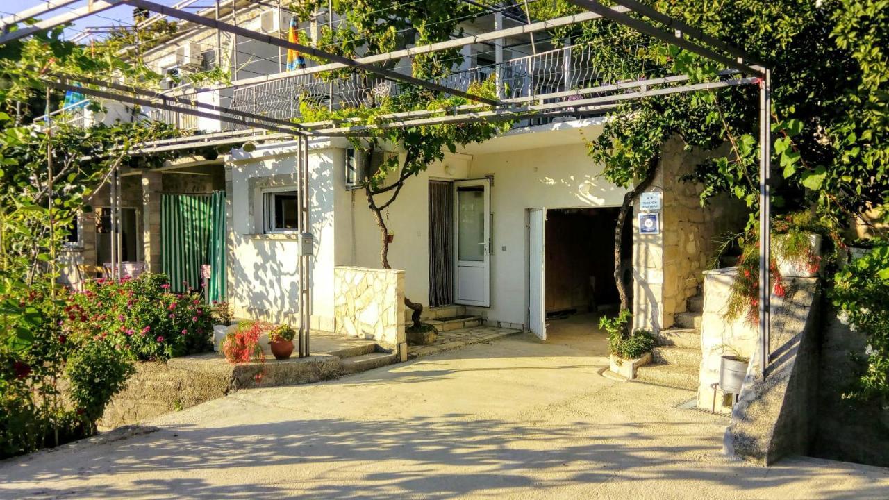 Apartmani Bosco Tivat Exteriör bild