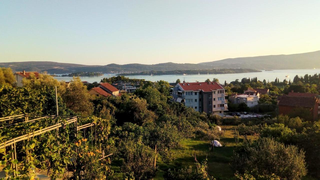 Apartmani Bosco Tivat Exteriör bild
